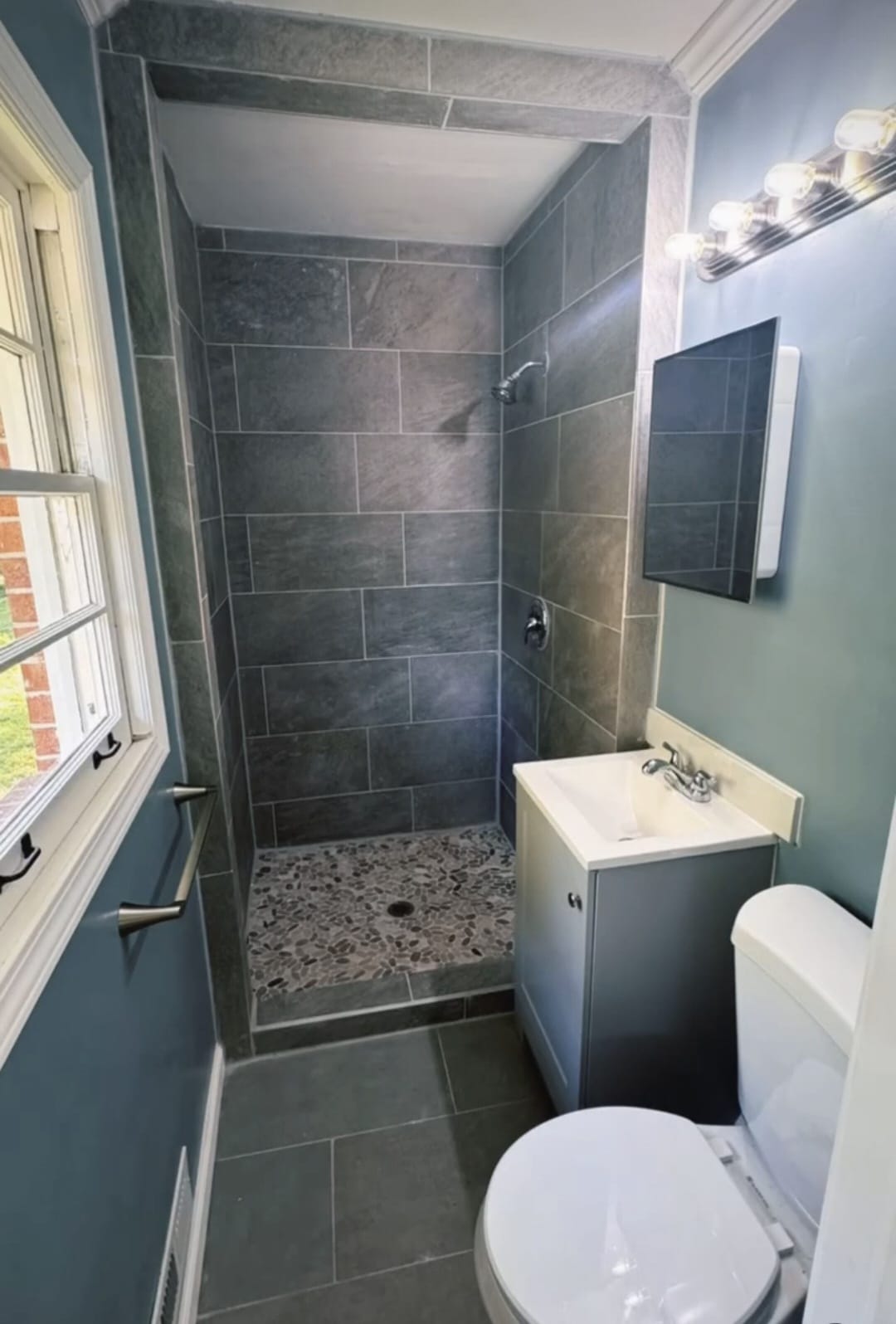 Bathroom Remodeling - after project photograph